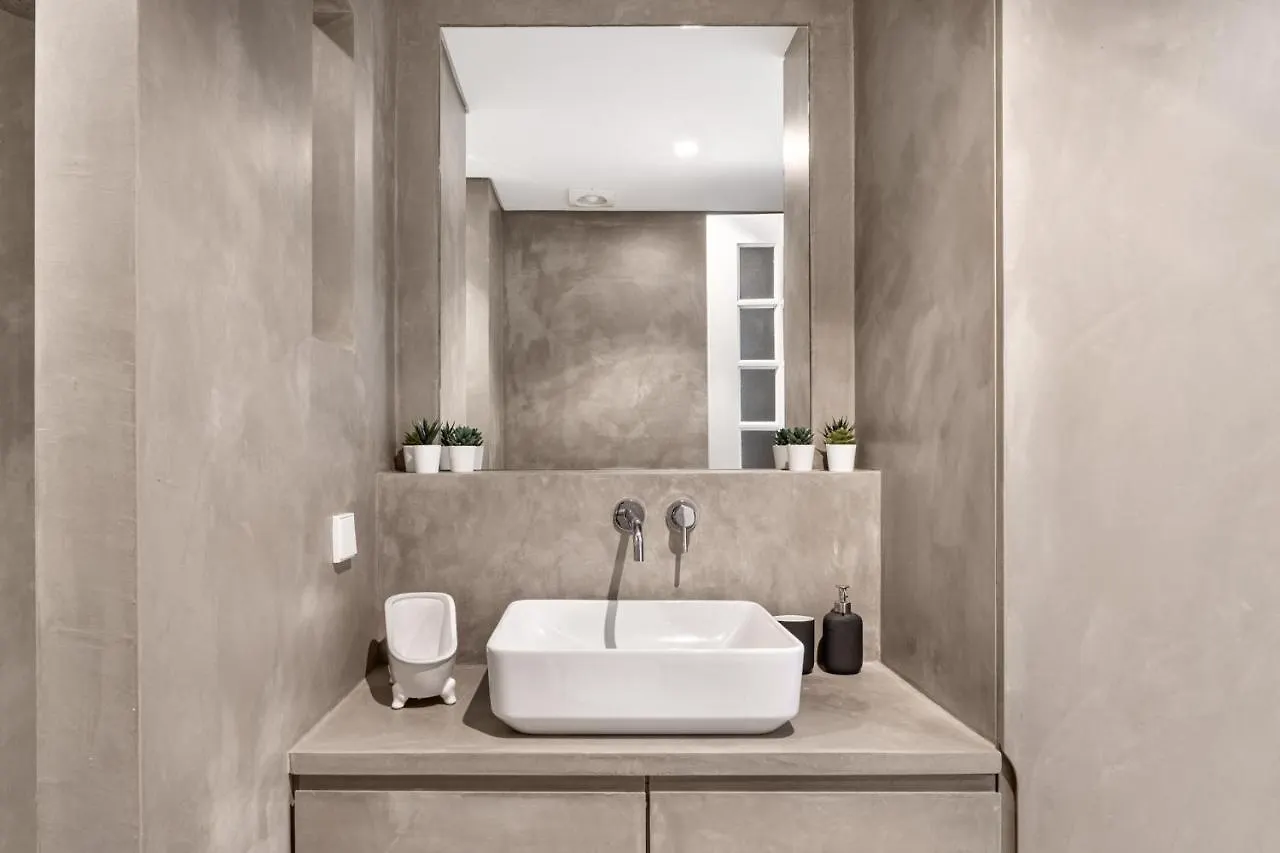 Joivy Superb 1-Br Flat Near Jardim Da Estrela Apartment Lisbon 0*,